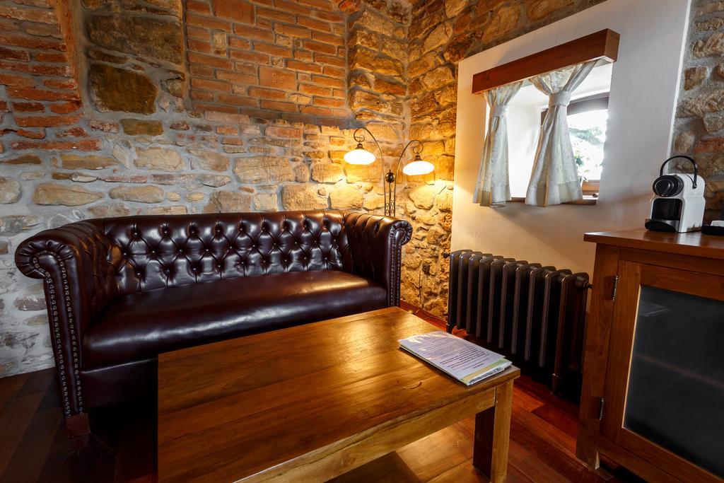 Suite with Lake View,1151926662:JPEG